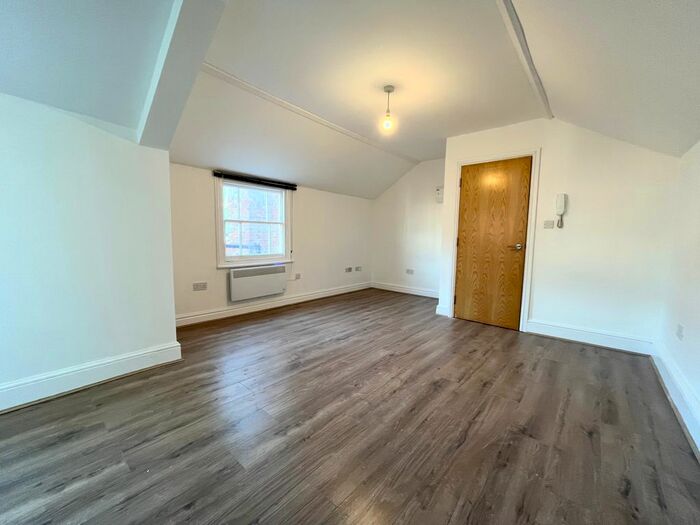 1 Bedroom Studio To Rent In Park Road, Flat, Peterborough, PE1
