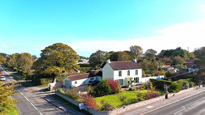 3 Bedroom Detached House For Sale In Main Road, Saltfleet, Louth, LN11