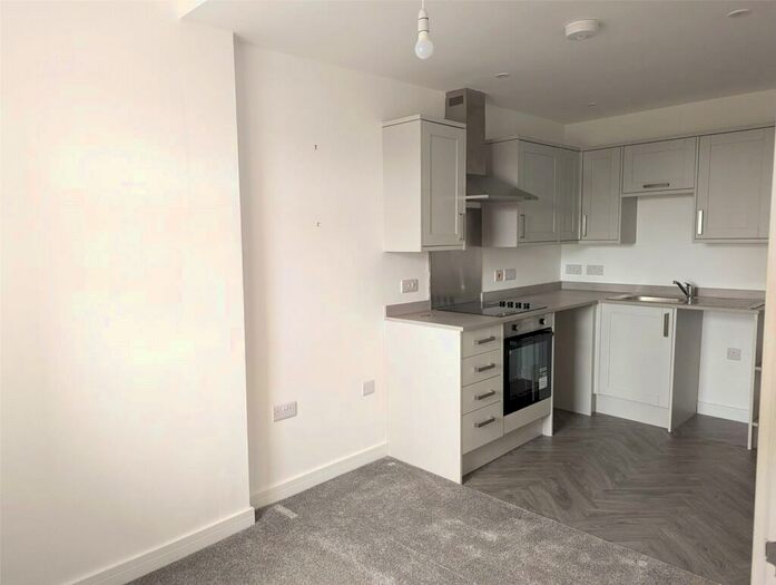 2 Bedroom Apartment To Rent In Clifton Court, Portland, Dorset, DT5