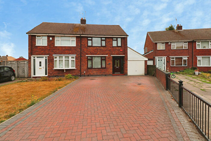 3 Bedroom Semi-Detached House For Sale In Cheam Close, Coventry, CV6