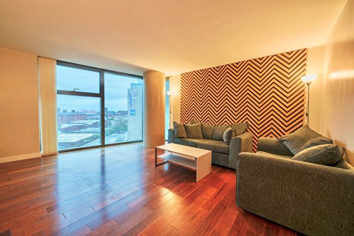 2 Bedroom Flat To Rent In West Tower, Liverpool, Merseyside, L3