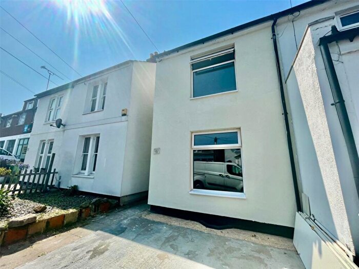 2 Bedroom Semi Detached House To Rent In Birkbeck Road, Sidcup, Kent, DA14