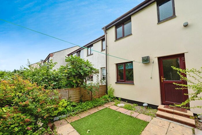 1 Bedroom Terraced House For Sale In Fernleigh Crescent, Wadebridge, Cornwall, PL27