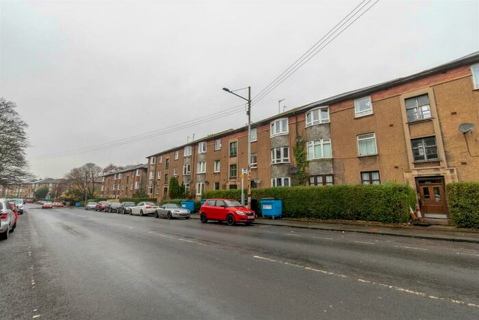 2 Bedroom Flat To Rent In Dorchester Avenue, Glasgow, G12