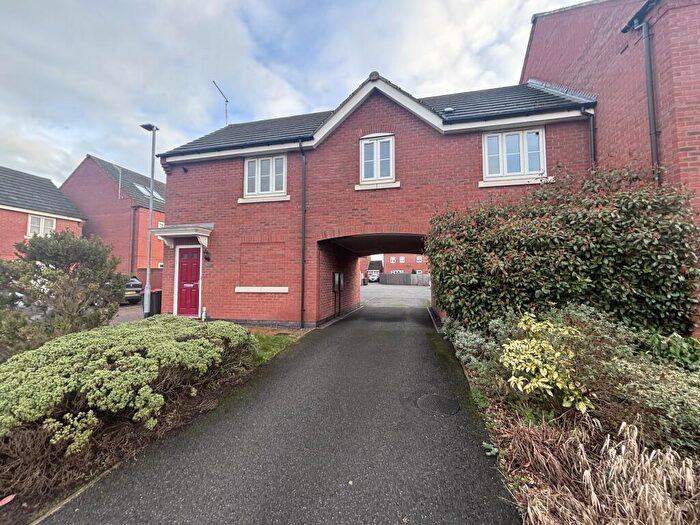 2 Bedroom Maisonette To Rent In Red Kite Close, Hucknall, NG17