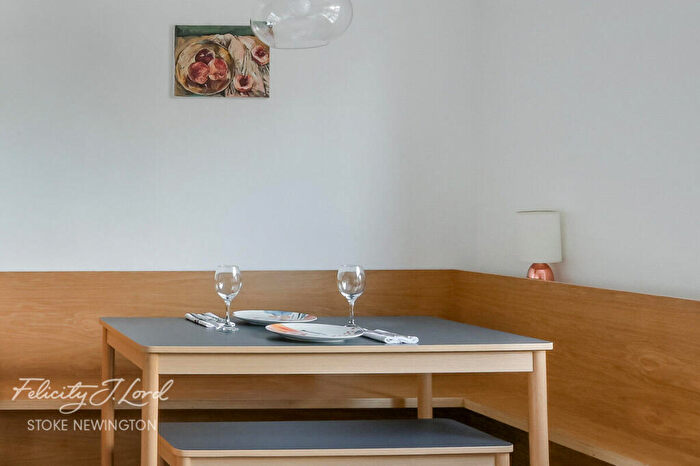 1 Bedroom Flat For Sale In Lordship Terrace, London, N16