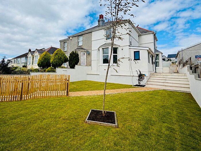 4 Bedroom Semi-Detached House For Sale In Billacombe Road, Plymstock, Plymouth, PL9