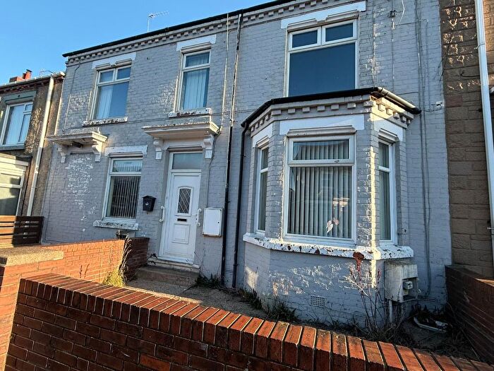 3 Bedroom Flat To Rent In West View, Horden, Peterlee, SR8
