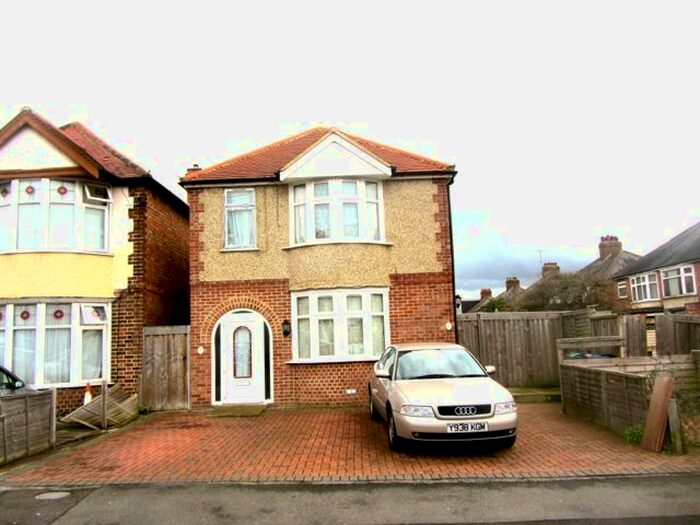 2 Bedroom Property To Rent In White Road, Hollow Way, Oxford, Oxfordshire OX4