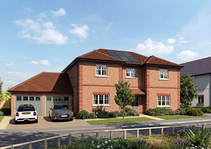 4 Bedroom Detached House For Sale In Abbey Barn Lane, High Wycombe, HP10