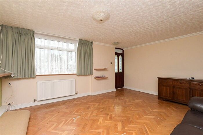 3 Bedroom Terraced House For Sale In Rough Rew, Dorking, Surrey, RH4