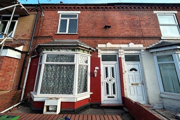 3 Bedroom Terraced House To Rent In Cheshire Road, Smethwick, B67