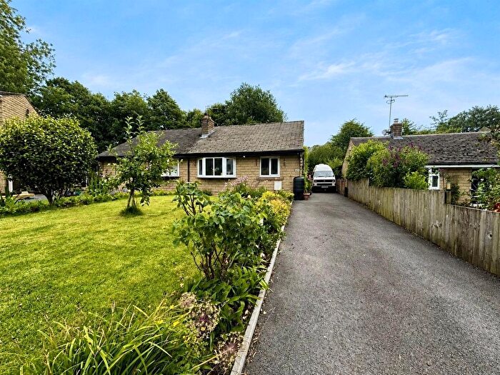 2 Bedroom Semi Detached Bungalow For Sale In Wood Gardens, Hayfield, High Peak, SK22