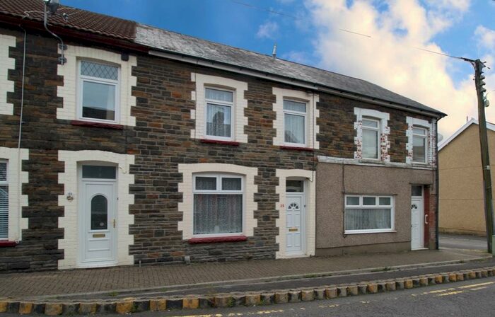 1 Bedroom Terraced House To Rent In Queen Street, Pontypridd, South Glamorgan, Rhondda Cynon Taff, CF37