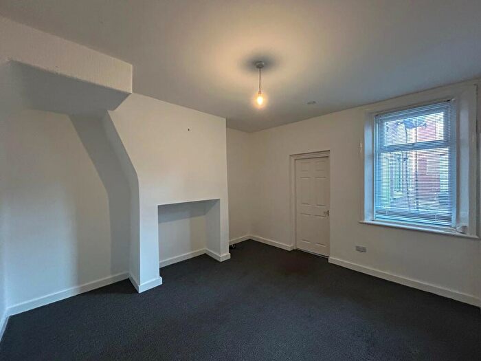 2 Bedroom Flat To Rent In Barrasford Street, East Howdon, NE28