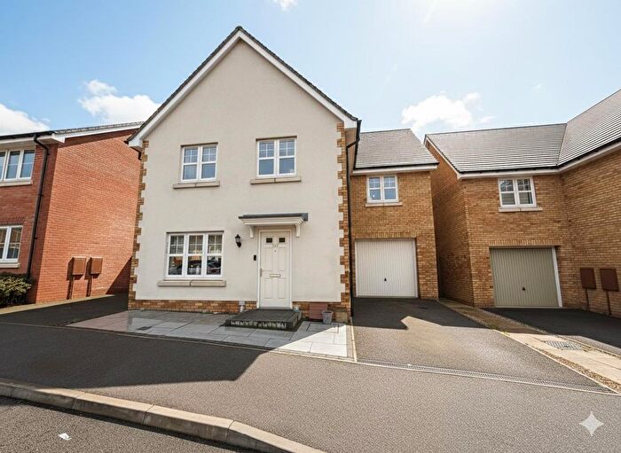 Property For Sale In Cartmel Road, Daventry, NN11