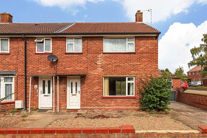 3 Bedroom End Of Terrace House For Sale In Stanesfield Road, Cambridge, CB5