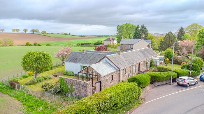3 Bedroom Semi-Detached House For Sale In Lindsaybeg Cottages, Lindsaybeg Road, Chryston, G69