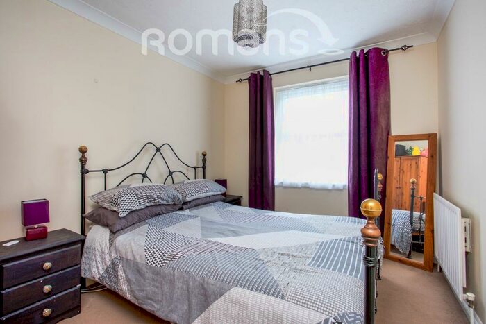 1 Bedroom Apartment To Rent In Warren Down, Bracknell, RG12