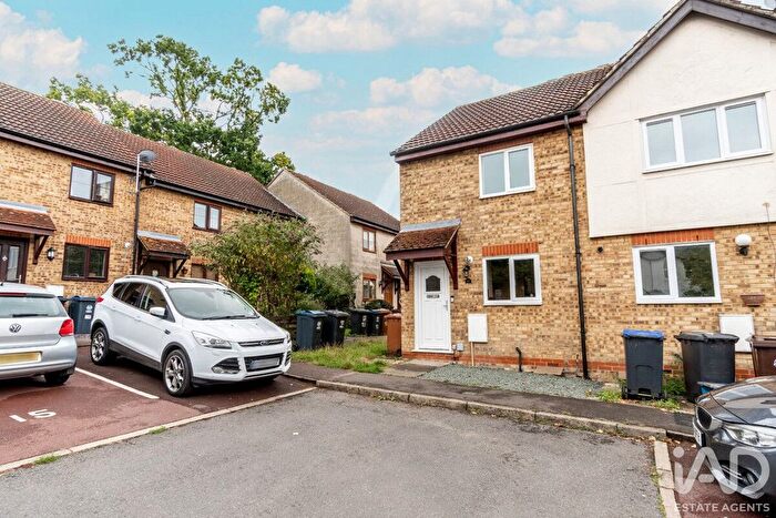 2 Bedroom End Terrace House To Rent In Grange Walk Grange Road, Bishop's Stortford, CM23
