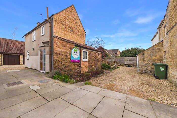 1 Bedroom Detached House For Sale In Post Office Lane, Ryhall, Stamford, Lincolnshire, PE9
