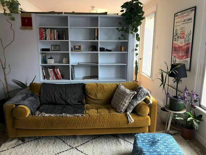 Studio To Rent In Essex Road, Islington, London, N1