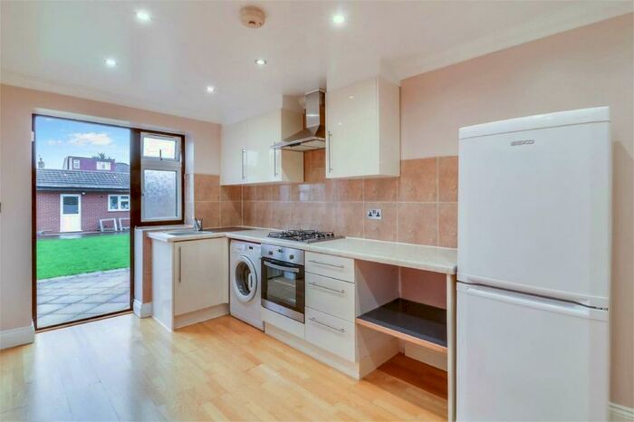 1 Bedroom Apartment To Rent In Ennerdale Avenue, Stanmore, HA7