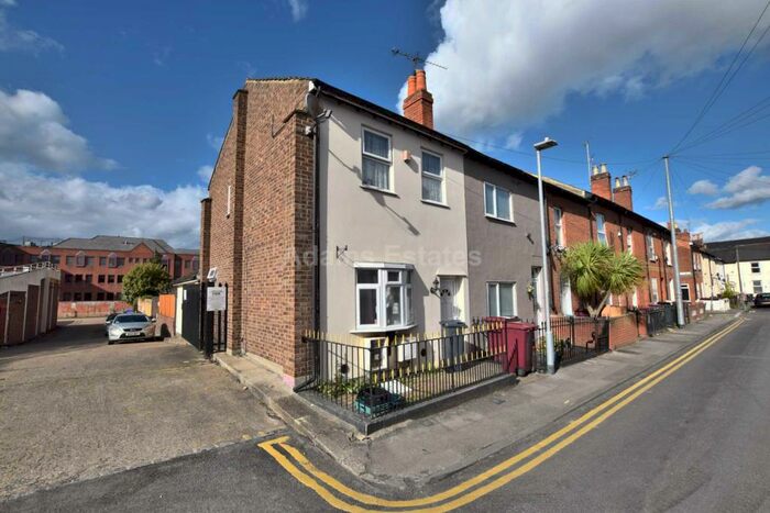 4 Bedroom Terraced House To Rent In Upper Crown Street, Reading, RG1