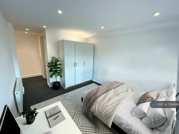 1 Bedroom Terraced House To Rent In Albany Gardens, Colchester, CO2