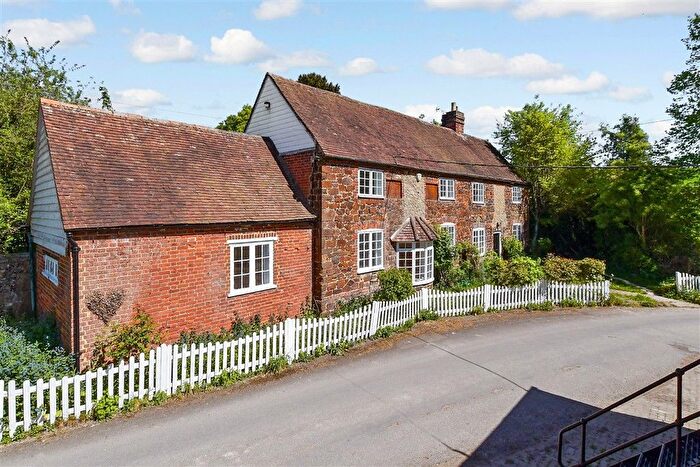 4 Bedroom Detached House For Sale In Church Lane, Trottiscliffe, West Malling, Kent, ME19