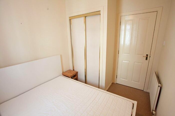 2 Bedroom Flat To Rent In East Cromwell Street, Leith, Edinburgh, EH6