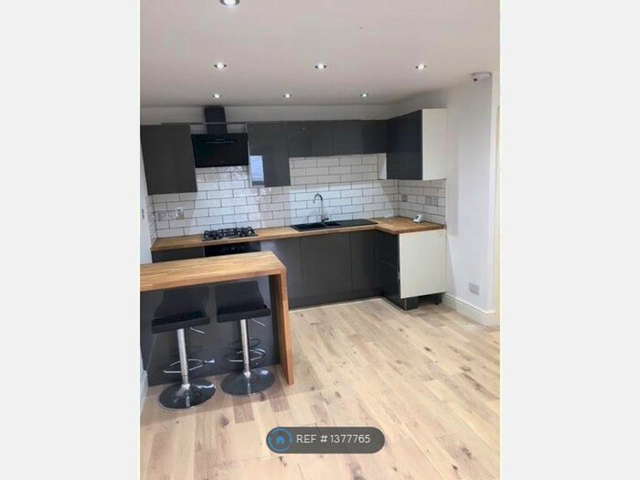 1 Bedroom Terraced House To Rent In Oakridge, Furzton, Milton Keynes, MK4