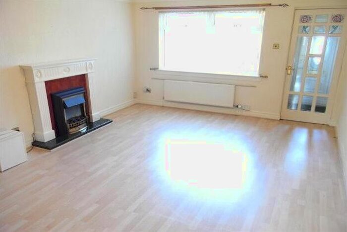 2 Bedroom Semi-Detached House To Rent In Bishopbriggs, Glasgow, G64