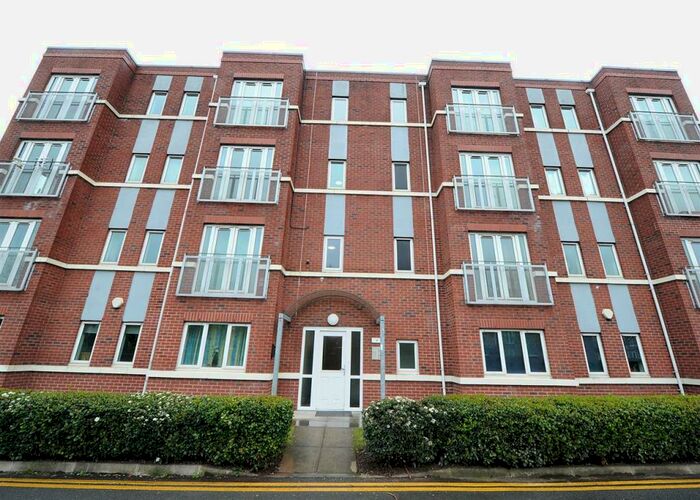 2 Bedroom Apartment To Rent In Forebay Drive, M44