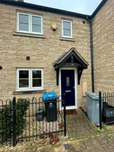 2 Bedroom Terraced House To Rent In Campion Way, Witney, OX28