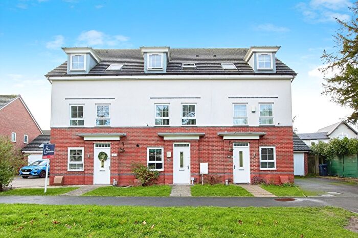 3 Bedroom Terraced House For Sale In Walkers Heath Road, Birmingham, B38