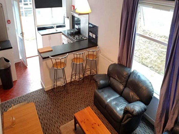 2 Bedroom Flat To Rent In Glynrhondda Street, Cathays, Cardiff, CF24