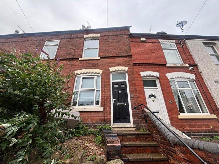 2 Bedroom Terraced House To Rent In West Bromwich Road, Walsall, WS1
