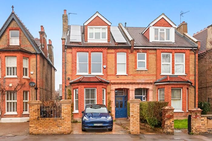 6 Bedroom Semi-detached House To Rent In Warwick Road, Ealing Common, W5