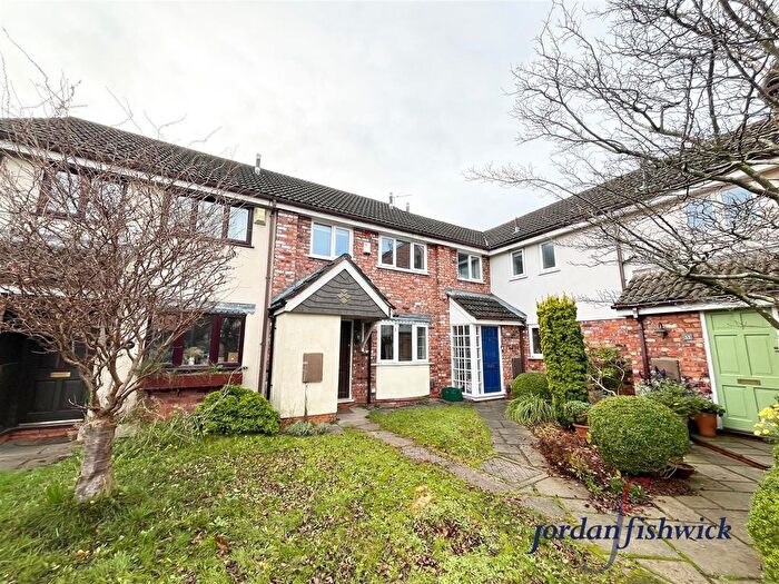 3 Bedroom Property To Rent In Pevensey Drive, Knutsford, Cheshire, WA16