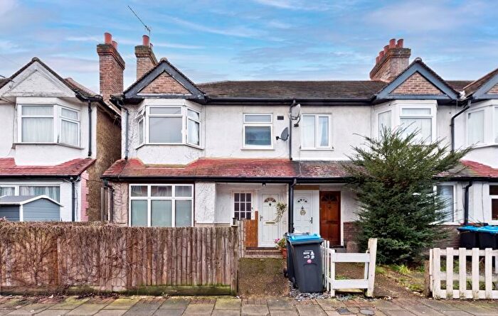 2 Bedroom Flat To Rent In Kimble Road, Colliers Wood, London, SW19