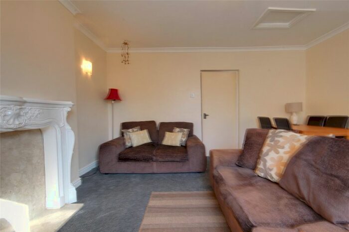 2 Bedroom Flat To Rent In Brookhouse Court, Sheffield, South Yorkshire, S12