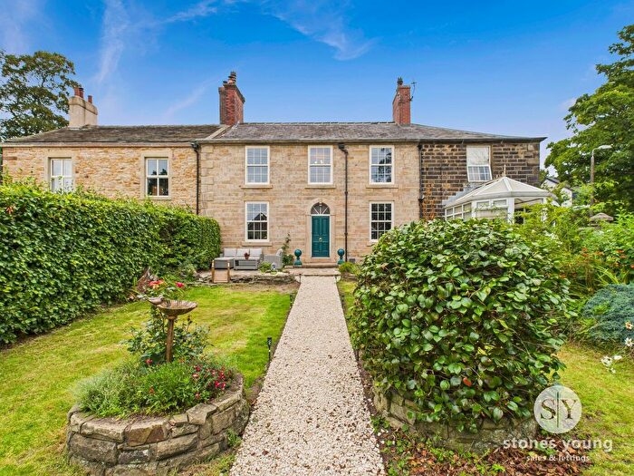 3 Bedroom Property For Sale In Barker Lane, Mellor, BB2