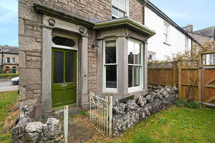 3 Bedroom End Of Terrace House For Sale In Sedbergh Road, Kendal, Cumbria, LA9