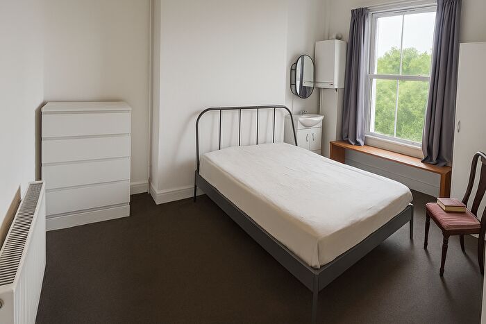 1 Bedroom Flat To Rent In Raveley Street, London, NW5