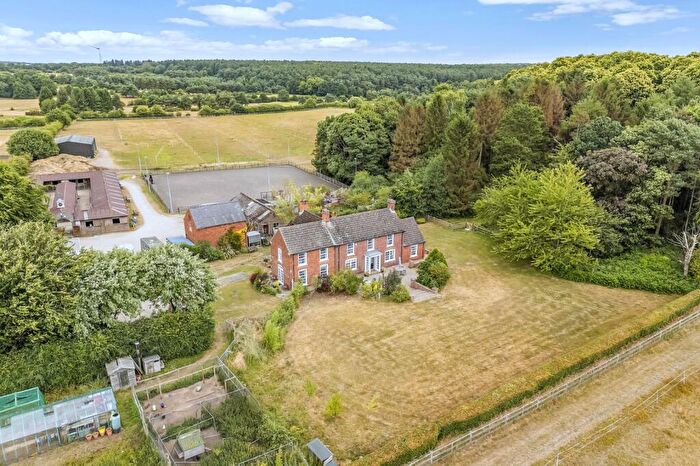 3 Bedroom Equestrian Facility For Sale In Worksop, Nottinghamshire, S80