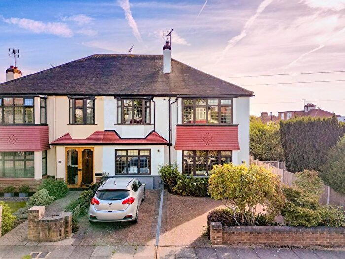 4 Bedroom Semi-Detached House For Sale In Quorn Gardens, Leigh-On-Sea, SS9
