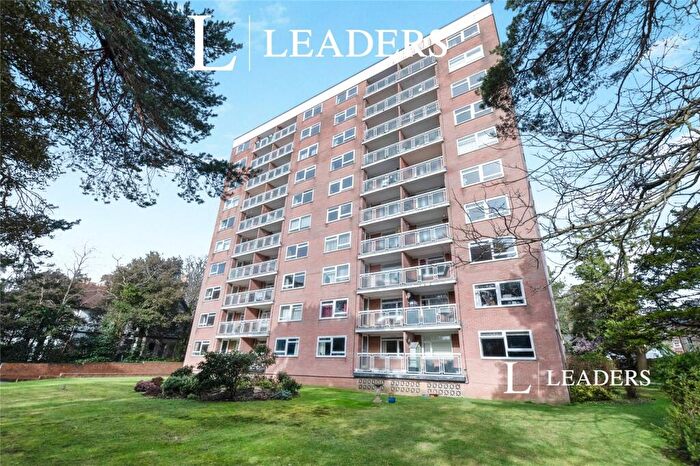 2 Bedroom Flat To Rent In Hamble Court, Christchurch Road, BH1