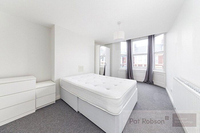 1 Bedroom Terraced House To Rent In Helmsley Road Room, Sandyford, Newcastle Upon Tyne, NE2