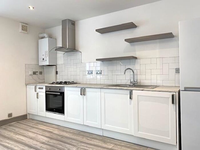 1 Bedroom Apartment To Rent In Pomeroy Street, Cardiff, CF10